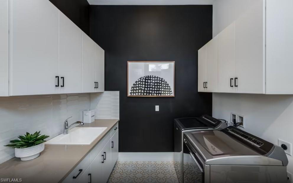VIVID SHORES - Residential