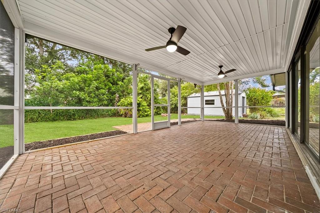 SAN CARLOS PARK - Residential