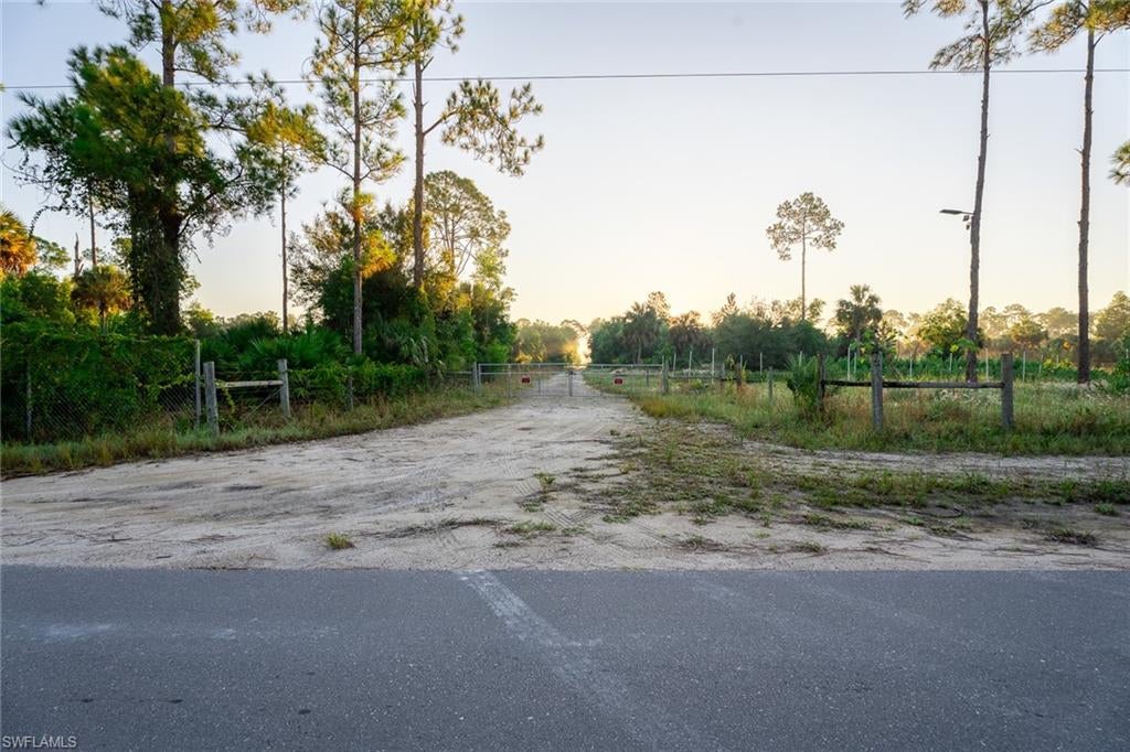 GOLDEN GATE ESTATES - Land