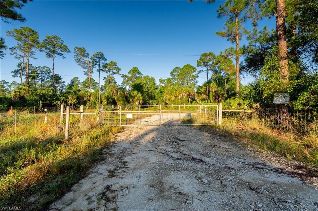 GOLDEN GATE ESTATES - Land