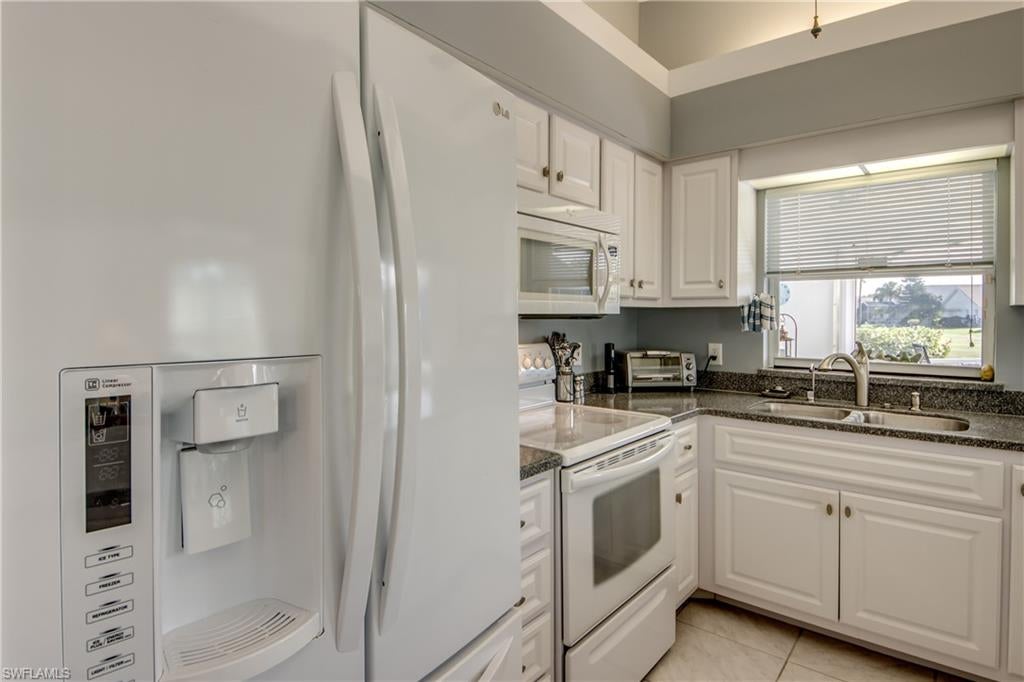 SABAL SPRINGS GOLF AND RACQUET CLUB - Residential