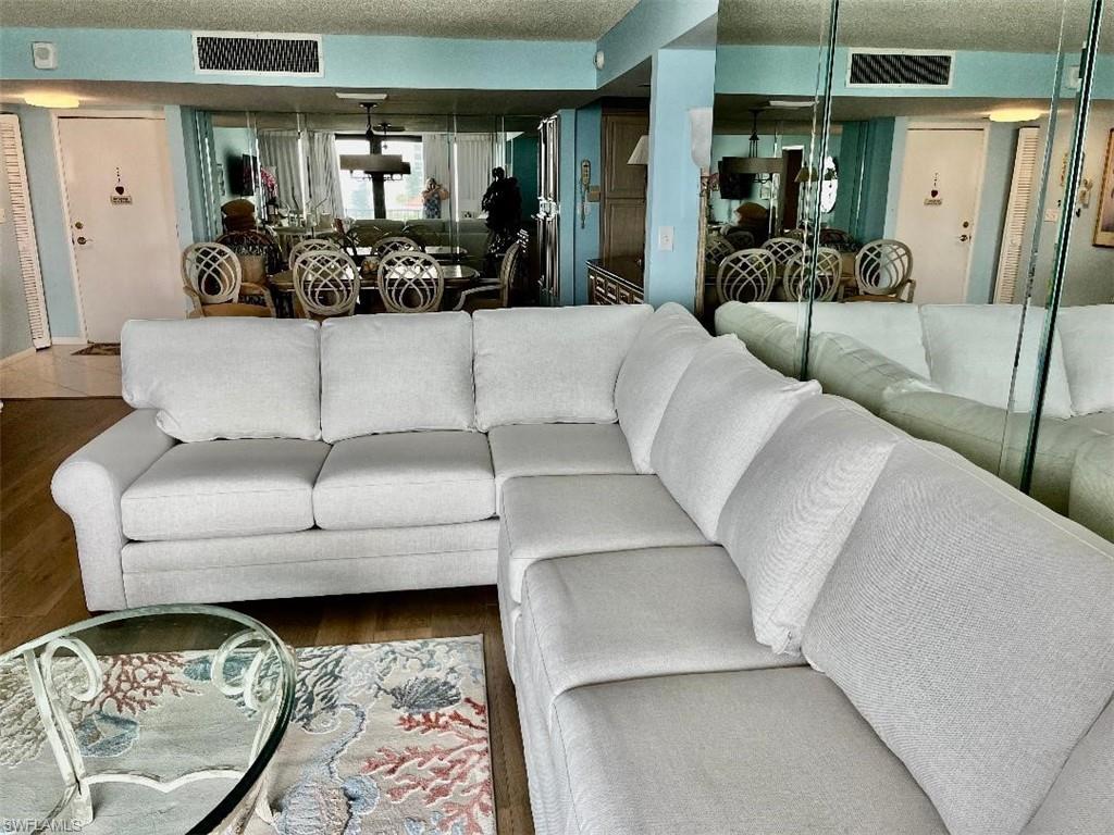 SURFSEDGE - Residential Lease