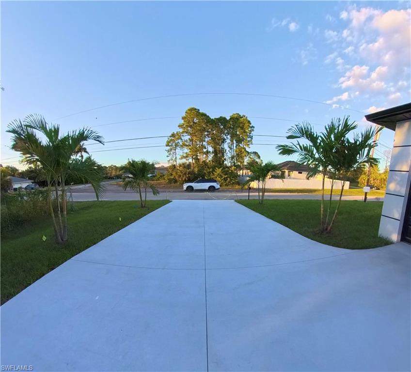 LEHIGH ACRES - Residential