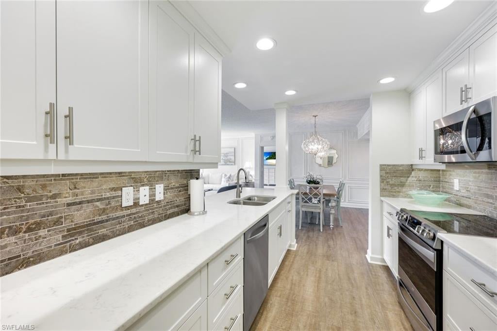 WILLOW BROOK AT PELICAN BAY - Residential