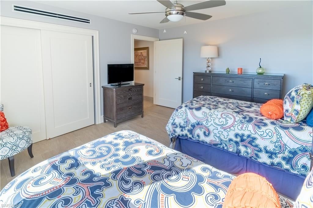 VANDERBILT TOWERS - Residential Lease