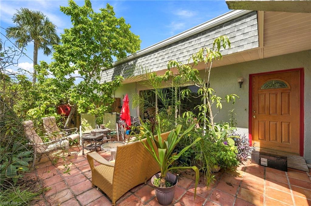 PALM FROND CONDO - Residential