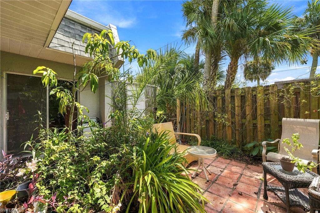 PALM FROND CONDO - Residential