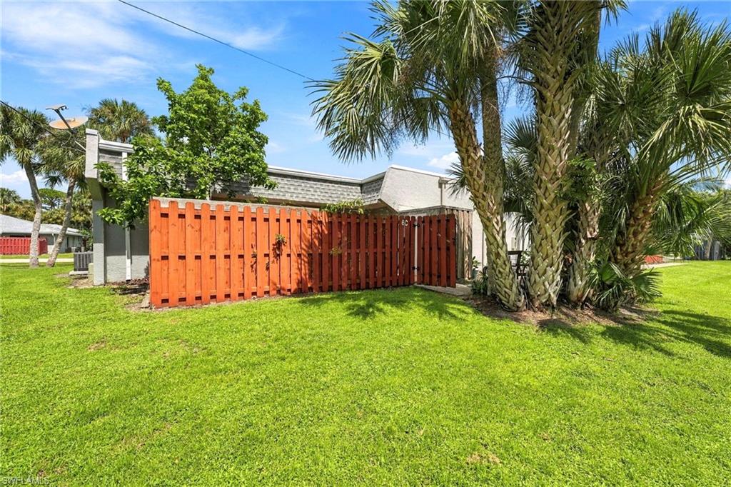 PALM FROND CONDO - Residential