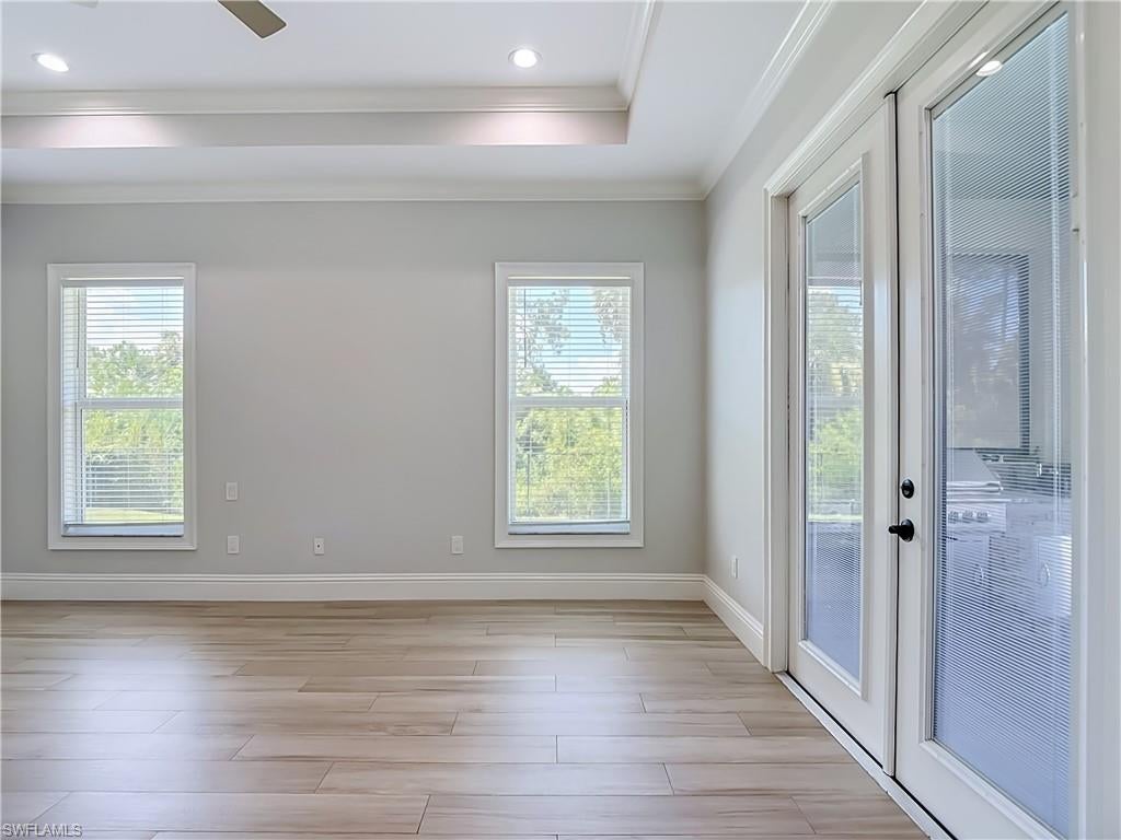 GOLDEN GATE ESTATES - Residential