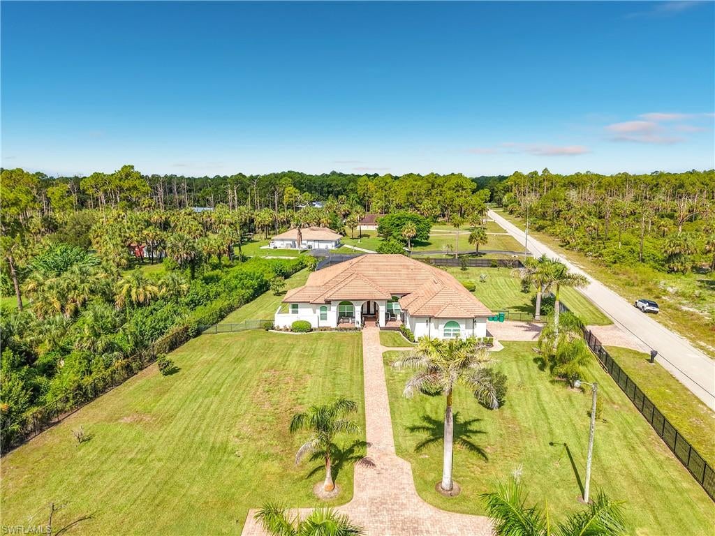 GOLDEN GATE ESTATES - Residential