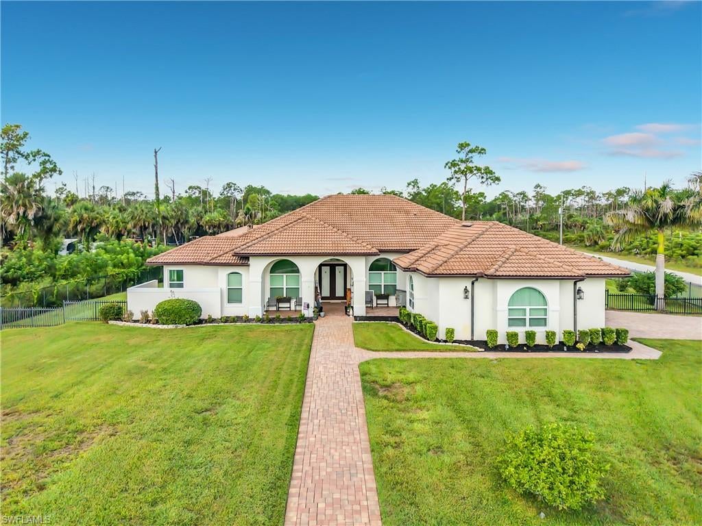GOLDEN GATE ESTATES - Residential