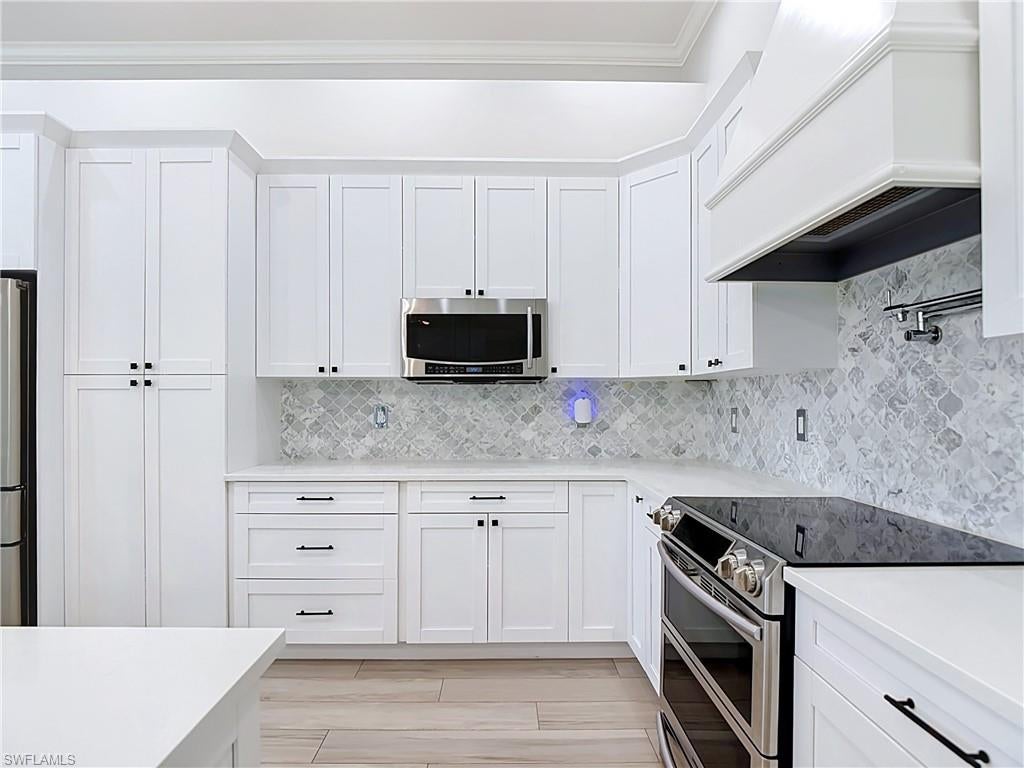 GOLDEN GATE ESTATES - Residential