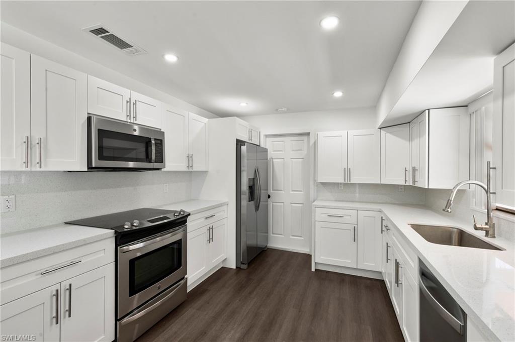 MARCO ISLAND - Residential