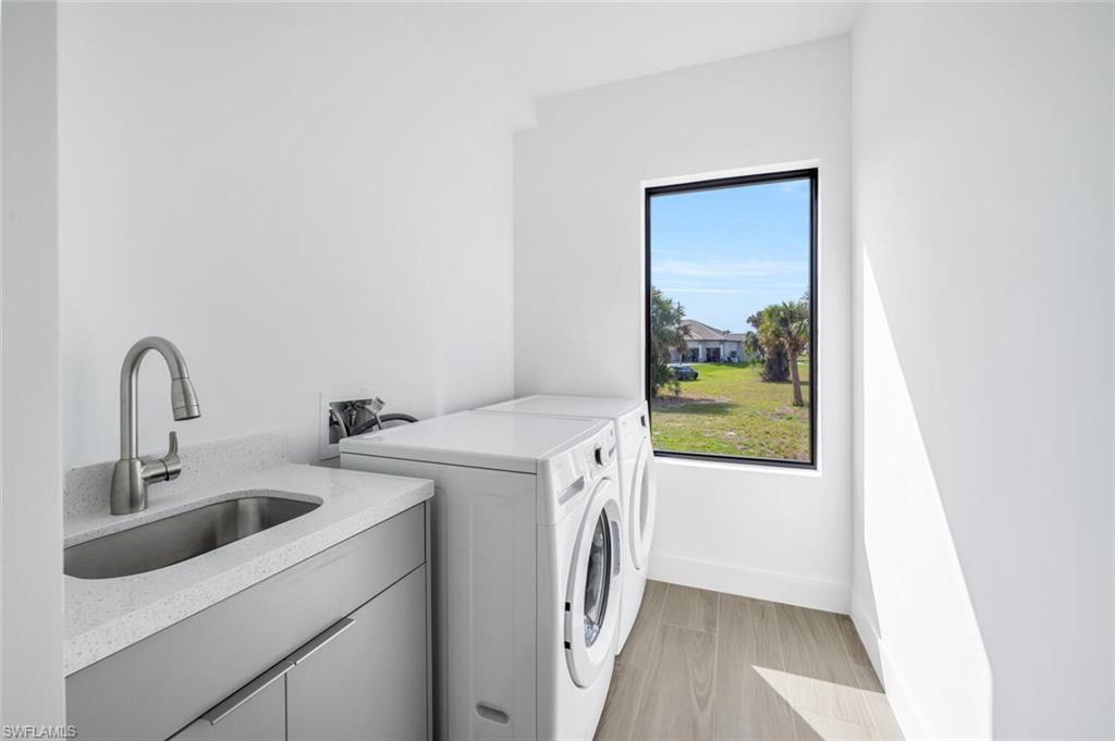 BURNT STORE LAKES - Residential