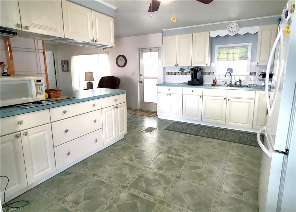 PUNTA GORDA - Residential