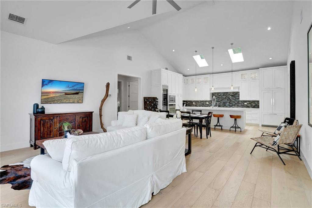KONA KOVE - Residential