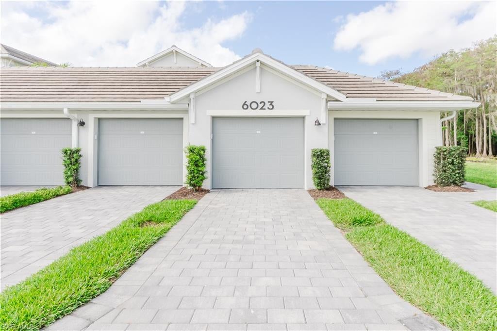 THE NATIONAL GOLF & COUNTRY CLUB AT AVE MARIA - Residential