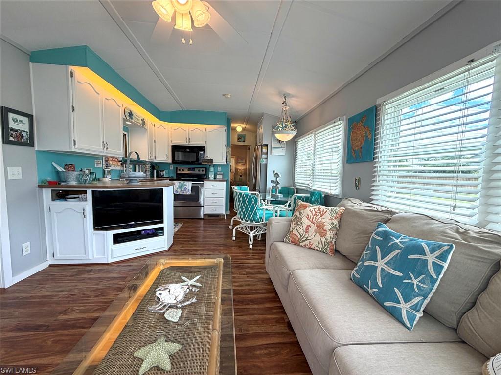 RIVERWOODS PLANTATION - Residential