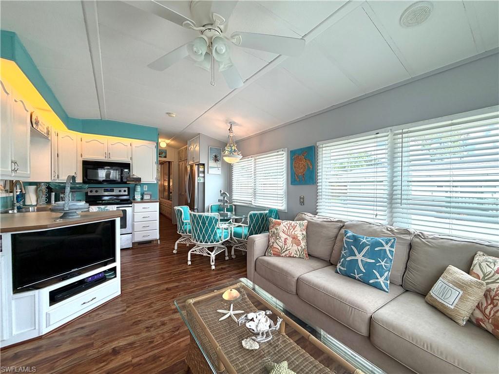 RIVERWOODS PLANTATION - Residential