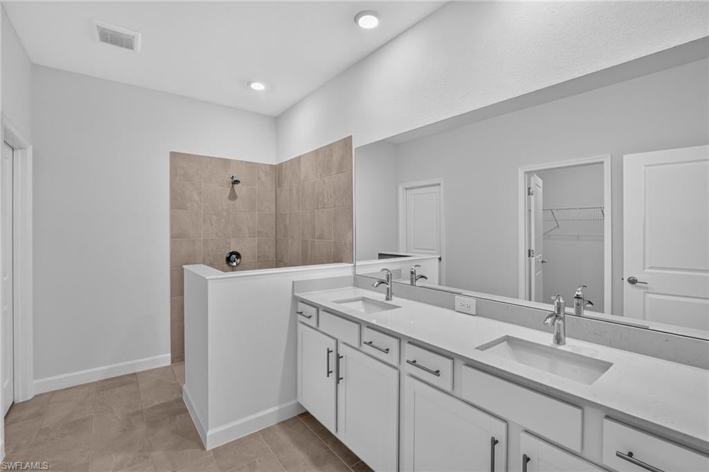TUCKERS COVE - Residential