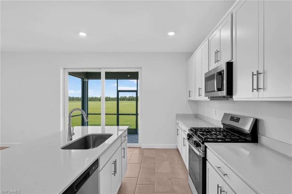 TUCKERS COVE - Residential