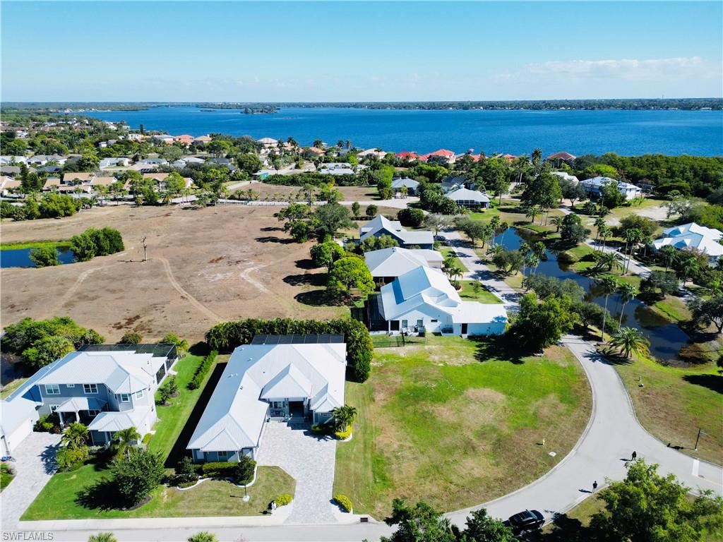 MARSH POINTE - Land