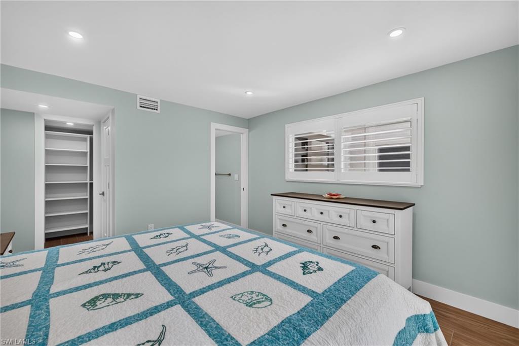 SPANISH CAY CONDO - Residential