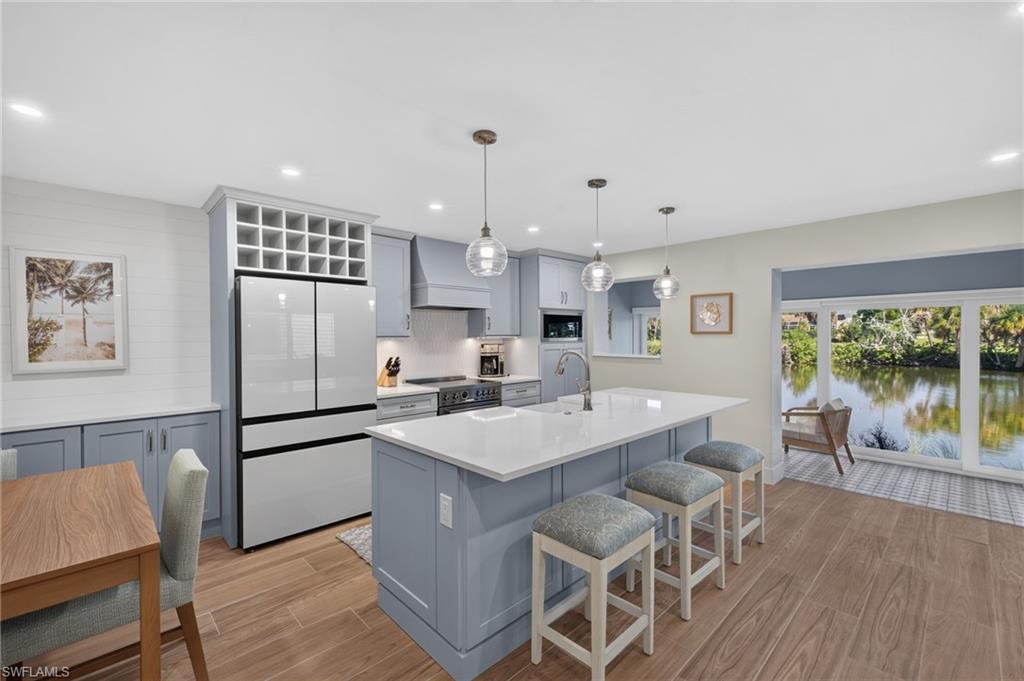SPANISH CAY CONDO - Residential
