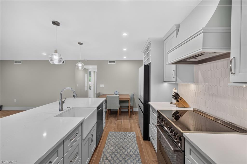 SPANISH CAY CONDO - Residential