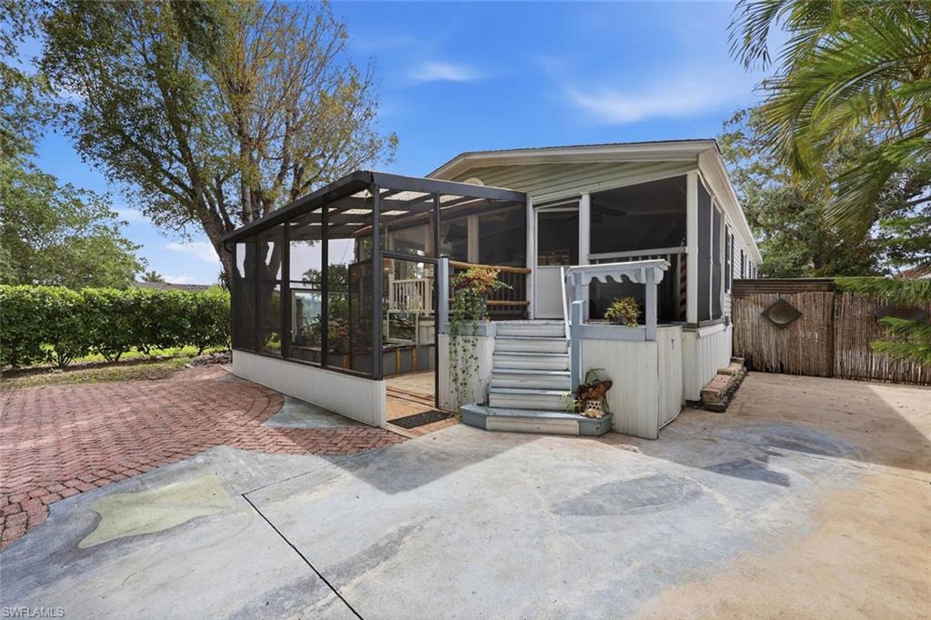 ACREAGE HEADER - Residential