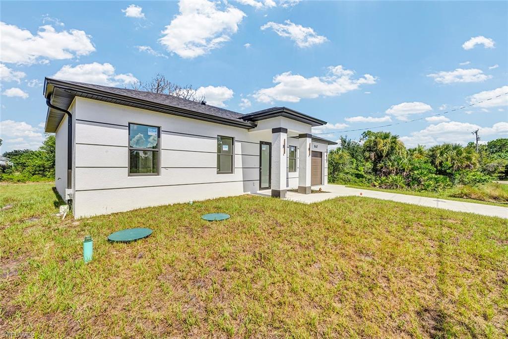 LEHIGH ACRES - Residential