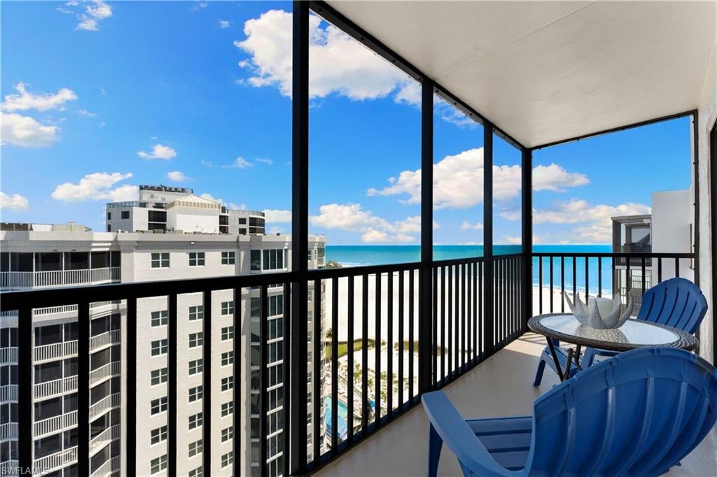 ISLAND WINDS CONDO - Residential