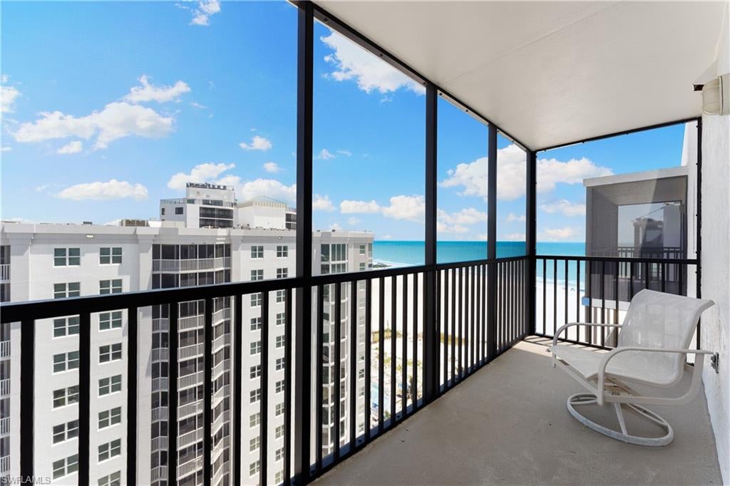 ISLAND WINDS CONDO - Residential