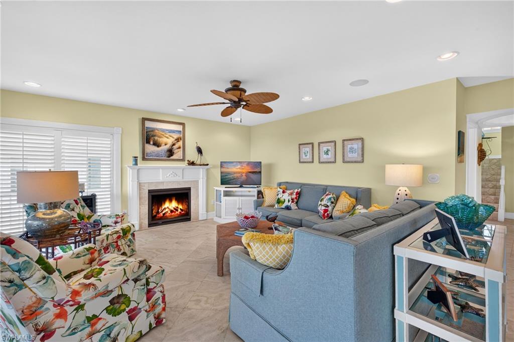COLONY BEACH ESTATES - Residential