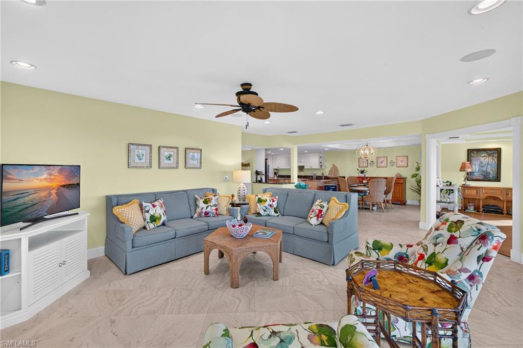 COLONY BEACH ESTATES - Residential