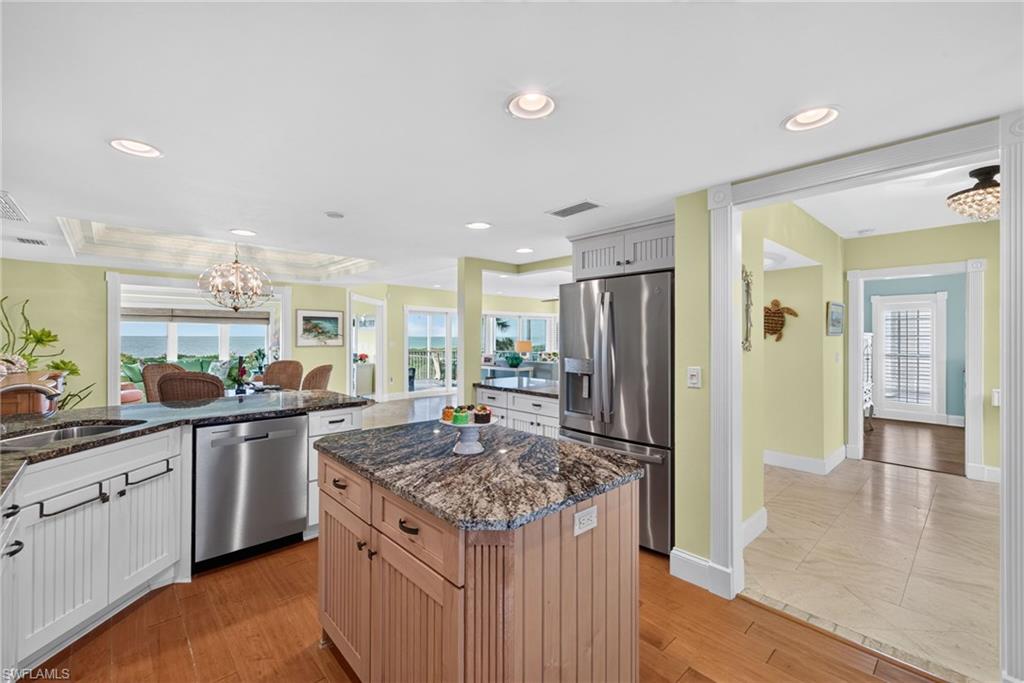 COLONY BEACH ESTATES - Residential