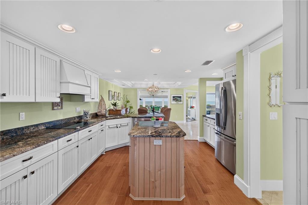 COLONY BEACH ESTATES - Residential
