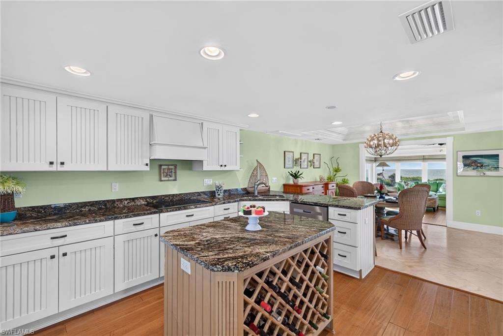 COLONY BEACH ESTATES - Residential