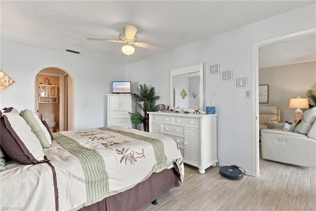 DOCKSIDE CONDO - Residential