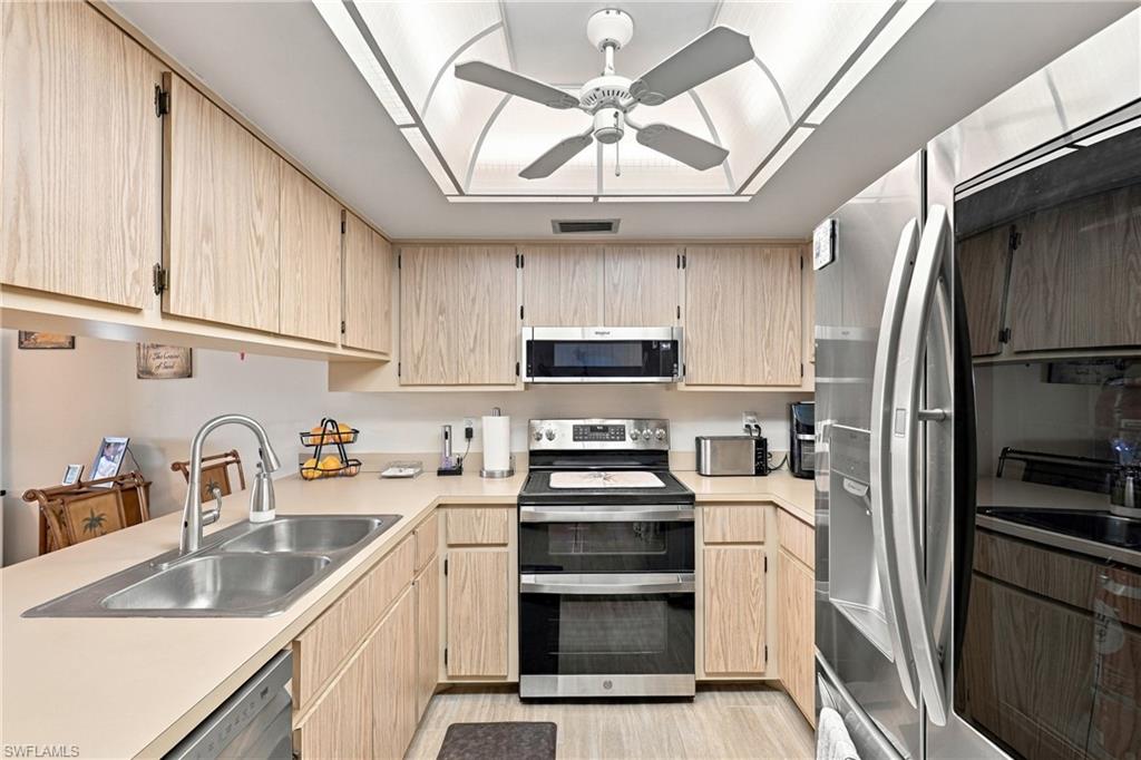 DOCKSIDE CONDO - Residential