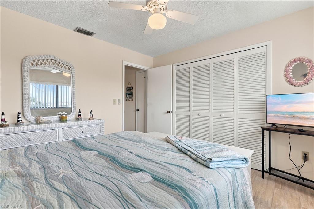 DOCKSIDE CONDO - Residential