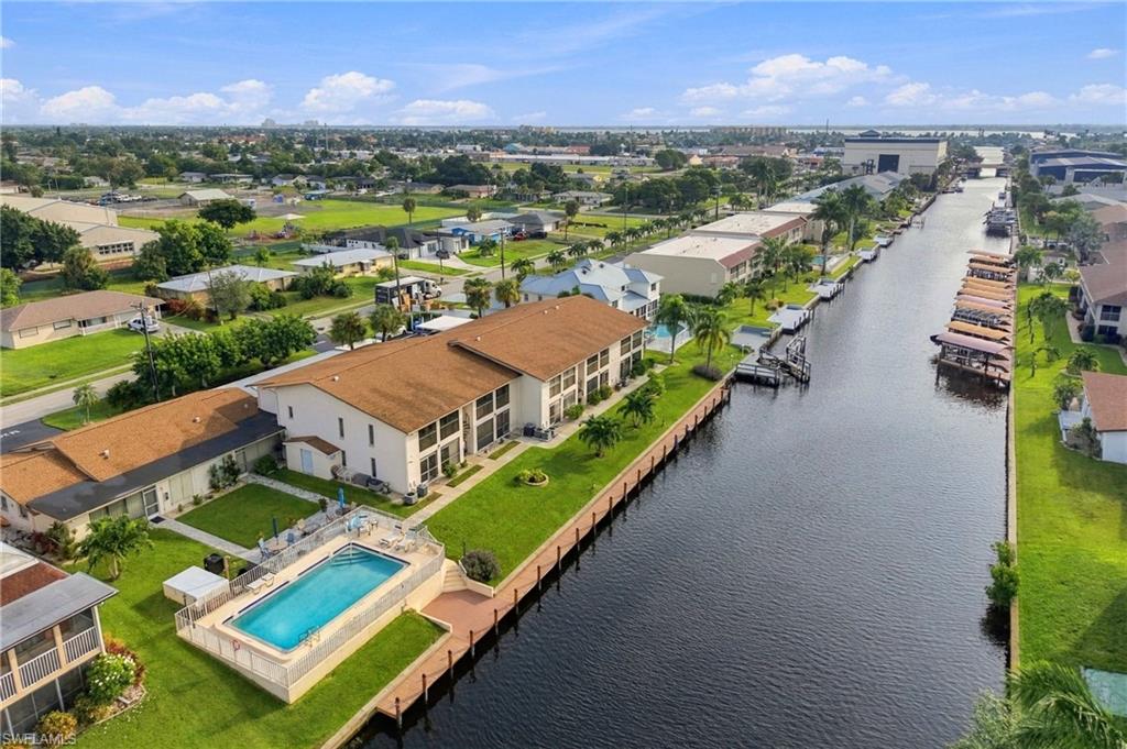 DOCKSIDE CONDO - Residential