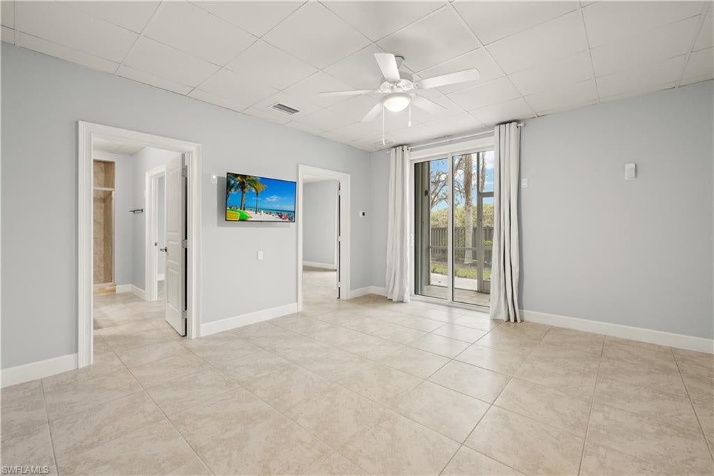 VILLAS AT BAREFOOT BEACH - Residential