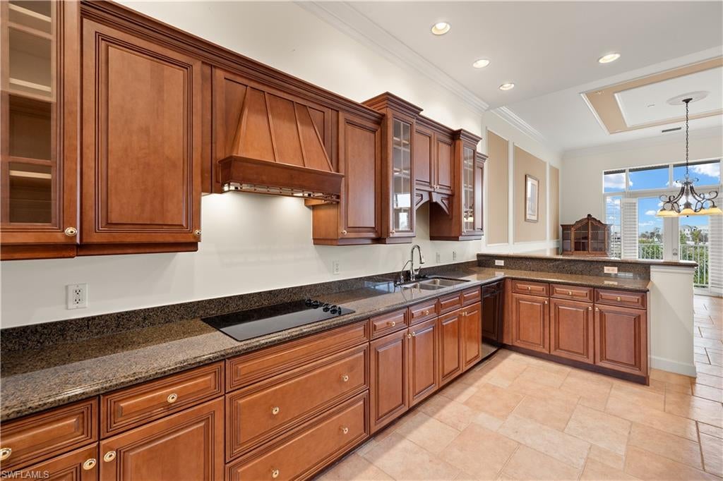 VILLAS AT BAREFOOT BEACH - Residential