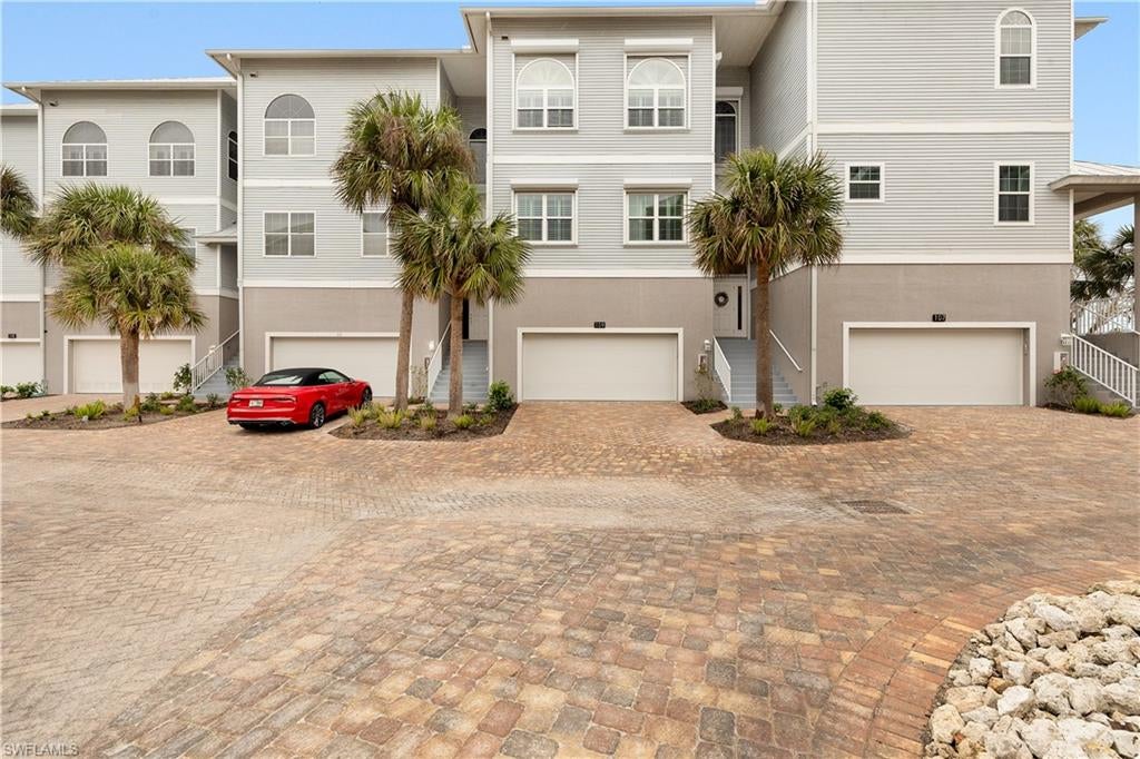 VILLAS AT BAREFOOT BEACH - Residential