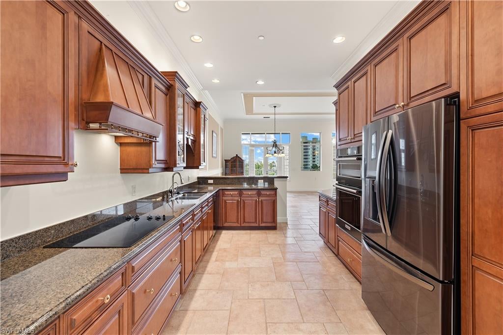 VILLAS AT BAREFOOT BEACH - Residential