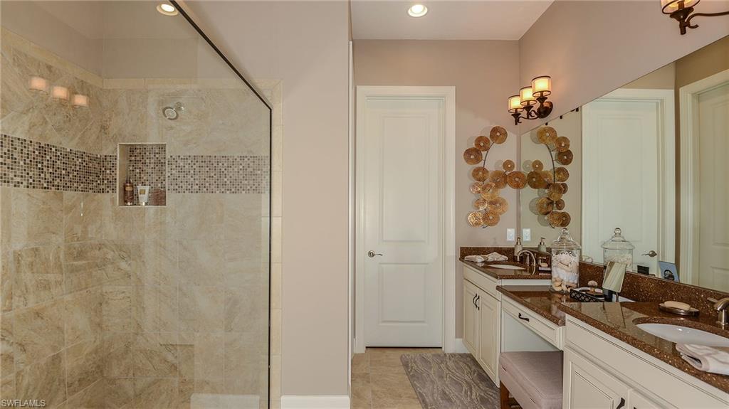 PEBBLE POINTE - Residential