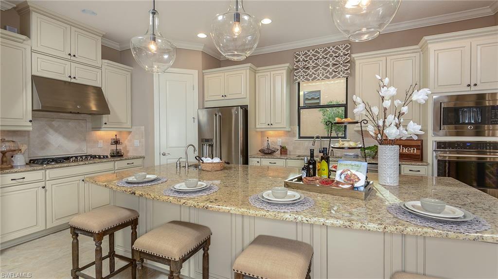 PEBBLE POINTE - Residential