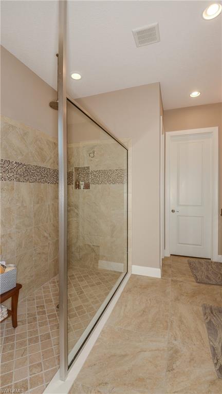 PEBBLE POINTE - Residential