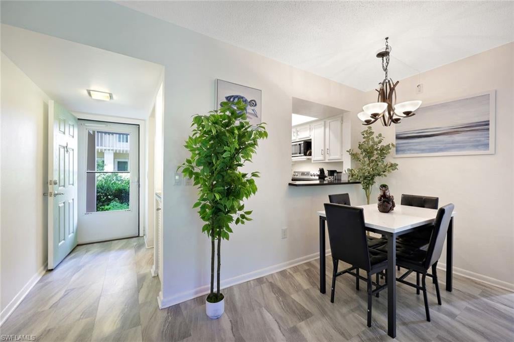 ISLAND MANOR APTS - Residential
